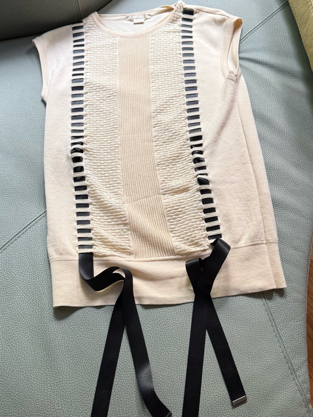 Antonio Berardi Ivory Virgin Wool Knit Top Black Ribbon Detail Size 42 Italy